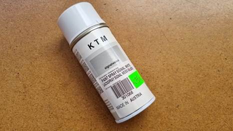 Slika na kojoj se prikazuje tekst, oprema za kupaonice, lijek, lijek na recept

Opis je automatski generiran