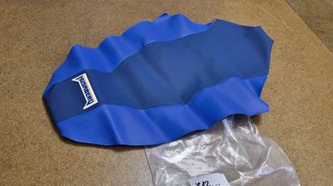 Slika na kojoj se prikazuje modni dodatak, torba, plavo, elektri�no plava

Sadr�aj generiran uz AI mo�da nije to�an.